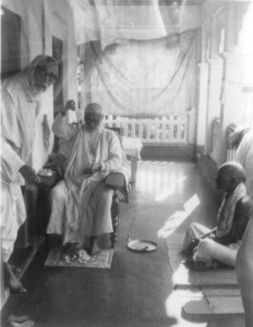 Srila-Sridhar-Maharaj11